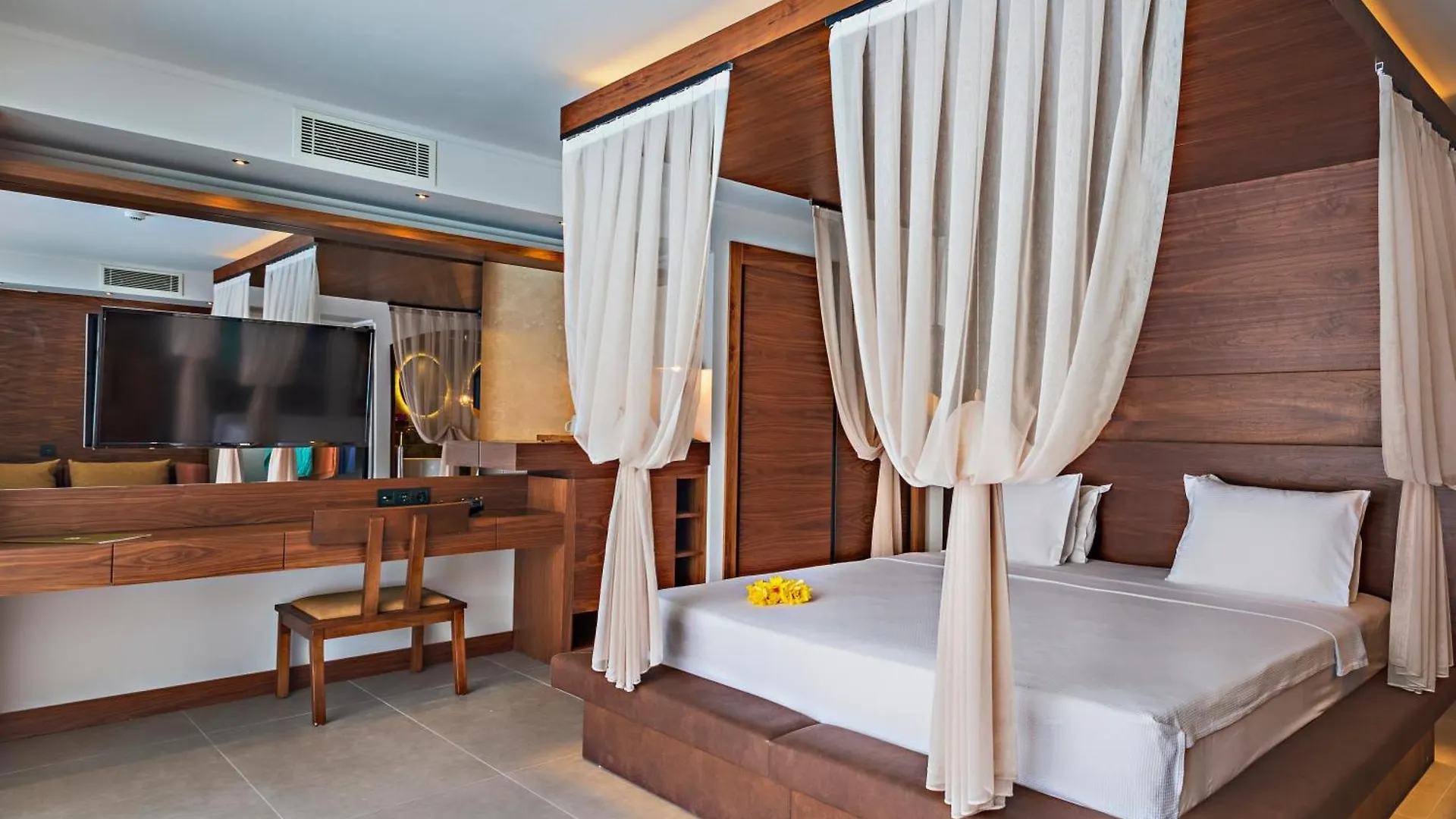 Orka Sunlife Resort Hotel And Aquapark Олудениз